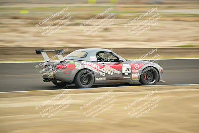 media/Jan-26-2025-CalClub SCCA (Sun) [[cfcea7df88]]/Group 5/Race/